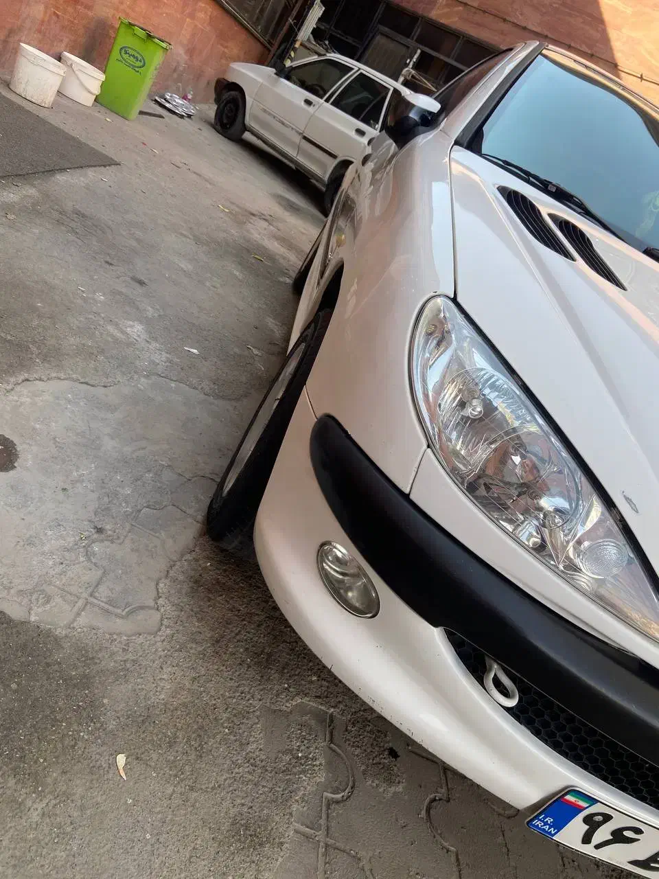 پولیش و ریکاوری رنگ خودرو درب منزل سیار|خدمات موتور و ماشین|همدان, |دیوار