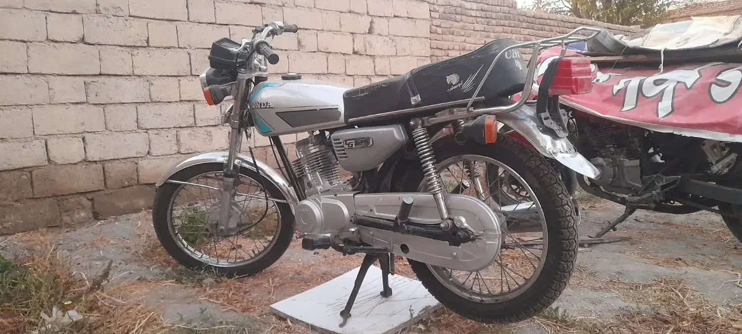 ۱۲۵اصل ژاپن|موتورسیکلت|نوشین شهر, |دیوار