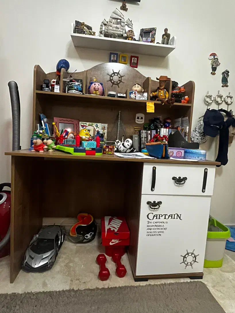 سرویس خواب کمد و تشک و میز تحریر کودک برند ساحل|تخت و سرویس خواب|تهران, آشتیانی|دیوار