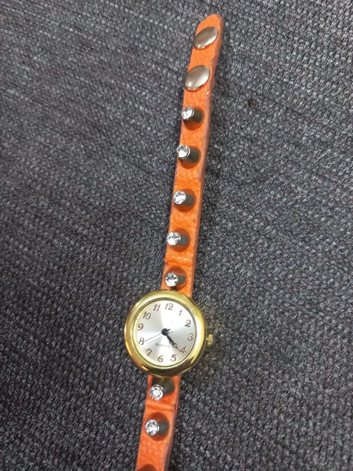 تعدادی ساعت مچی مردانه وزنان قدیمی واصل|ساعت|چهارباغ, |دیوار