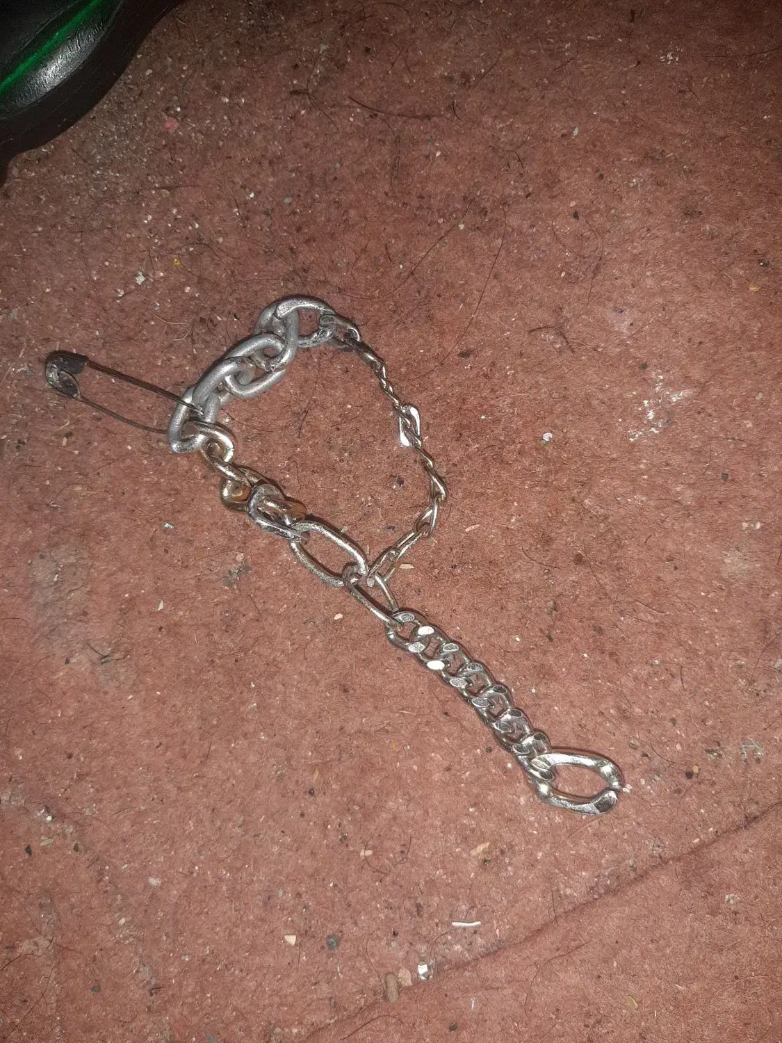 ۴.۰۵گرم طلامتفاوت ب قیمت بازار ن بالان پایین|جواهرات|زاهدان, |دیوار