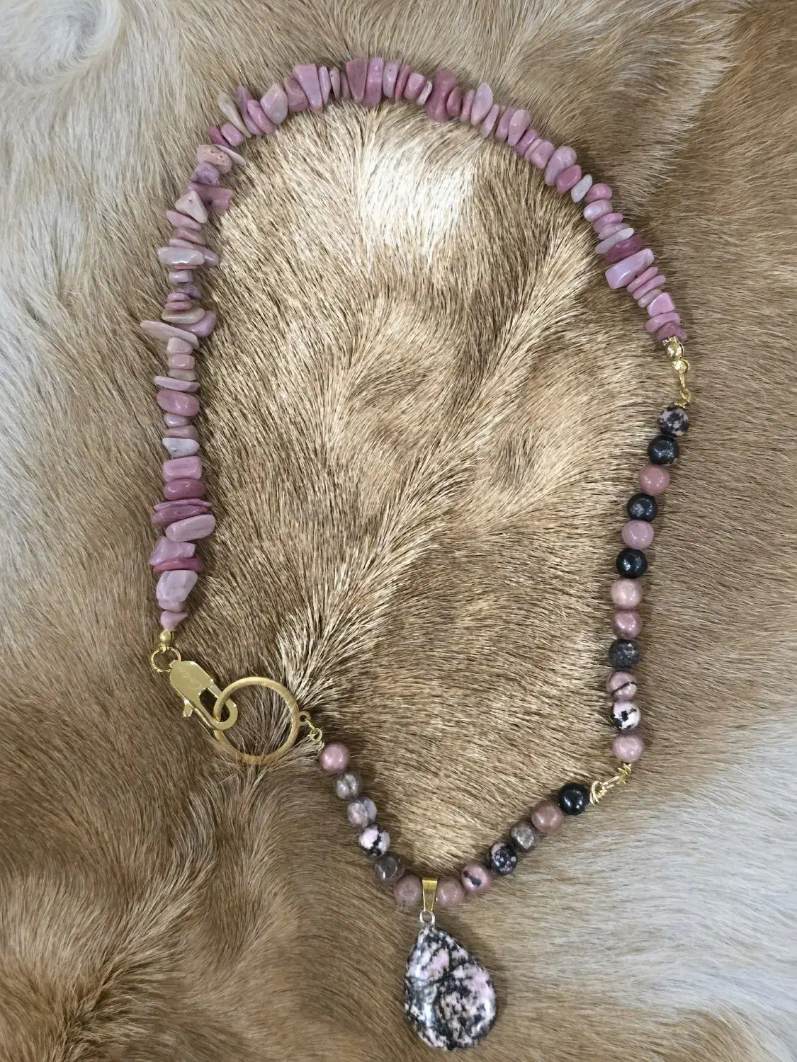 زیور آلات دست ساز با سنگهای طبیعی|جواهرات|ساری, |دیوار