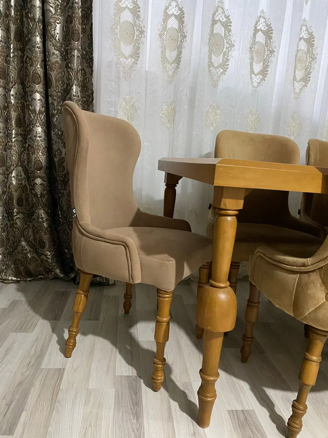 ناهار خوری ۶ نفره|میز و صندلی غذاخوری|بازرگان, |دیوار