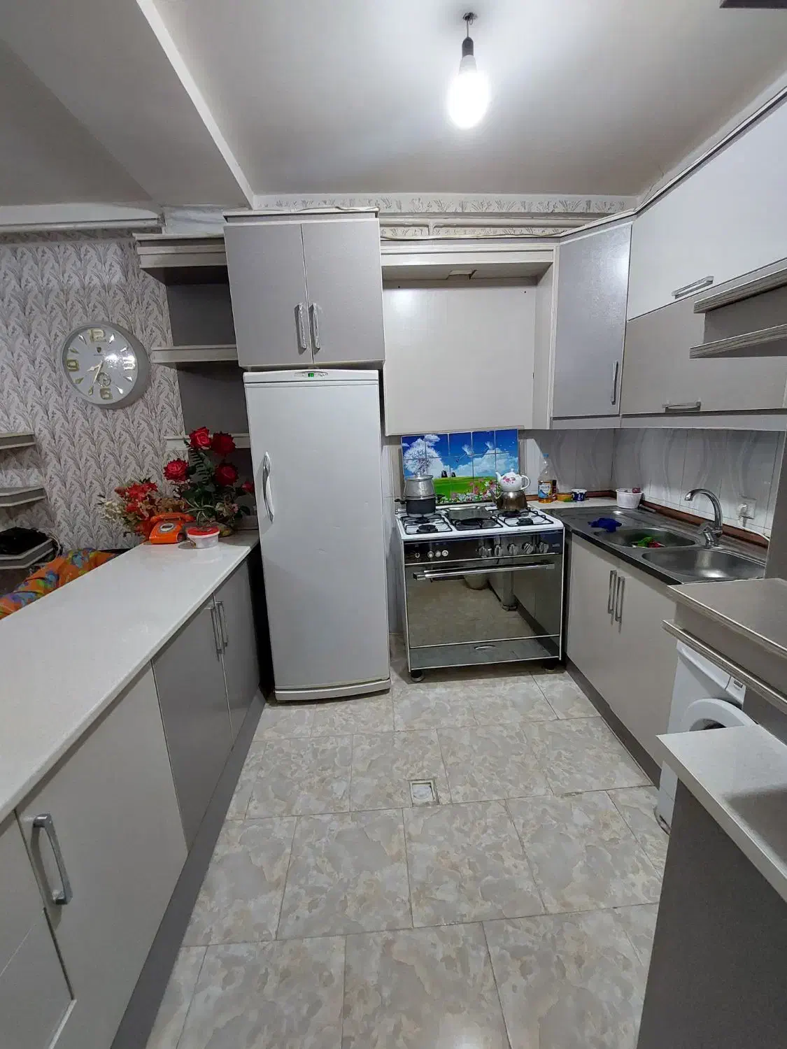 فروش واحد ۶۰ متری دارای پارکینگ و انباری و بالکن|فروش آپارتمان|اشتهارد, |دیوار