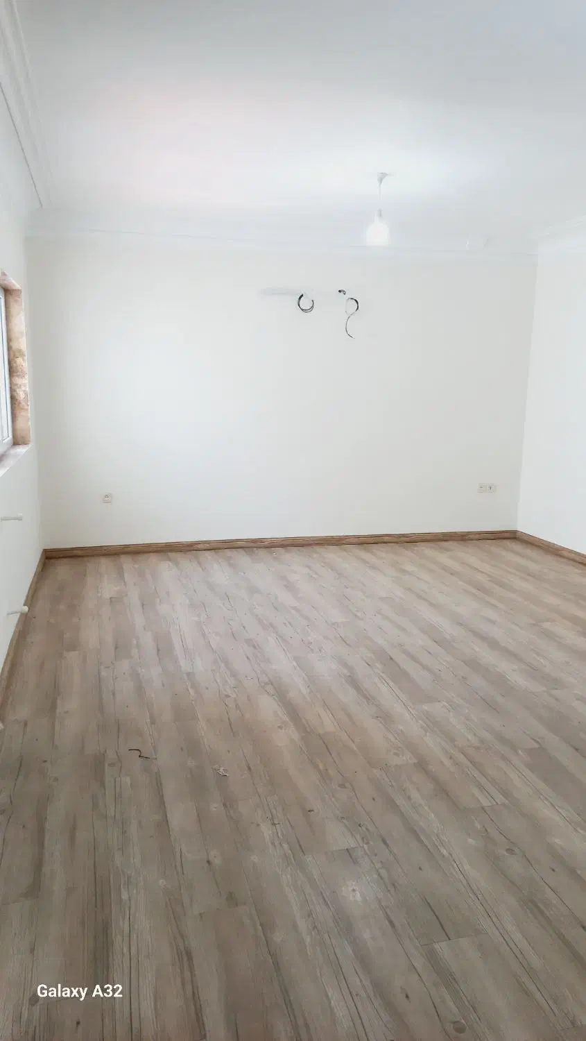 اجاره واحدتجاری طبقه اول(۳ط۳واحد)بیستون/سبزه میدان|اجارهٔ دفتر کار، اتاق اداری، مطب|رشت, پیرسرا|دیوار