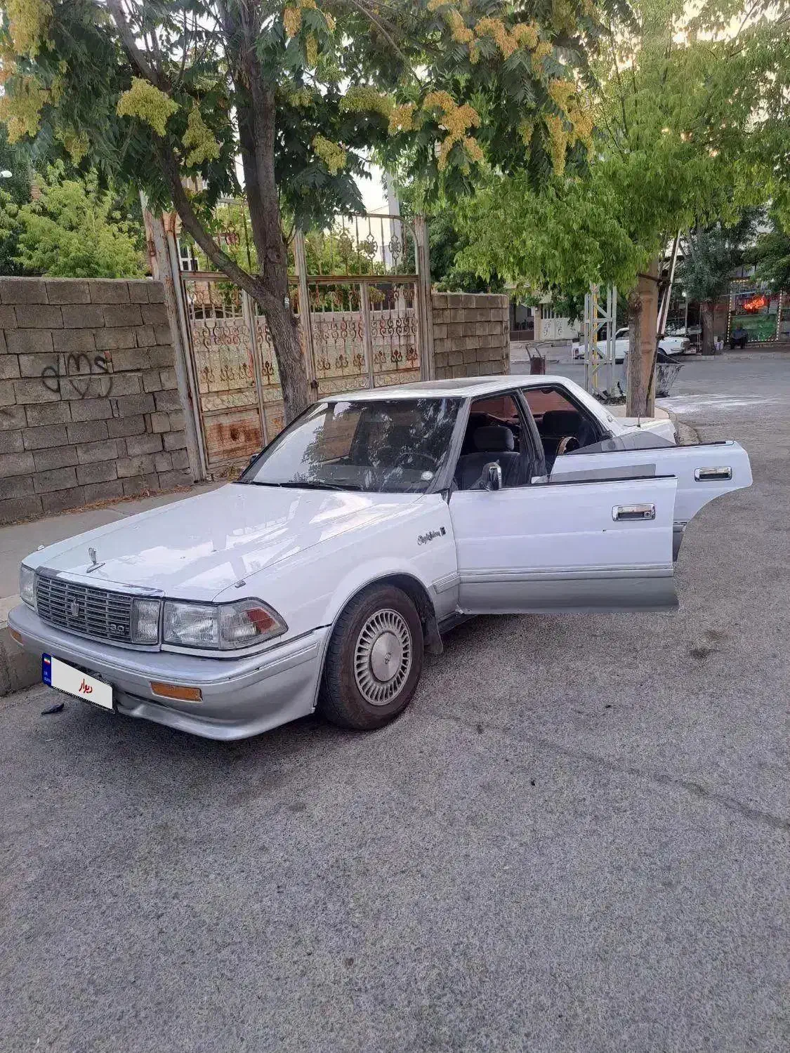 تویوتا کراون|خودرو کلاسیک|تهران, گیشا|دیوار