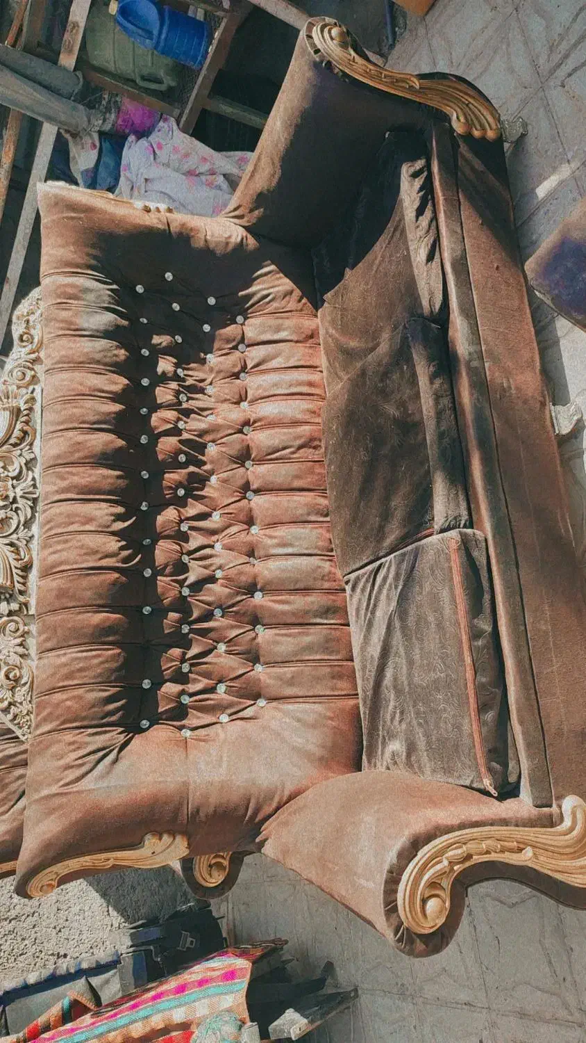 یک دست مبل دسته دوم|مبلمان خانگی و میز عسلی|بم, |دیوار