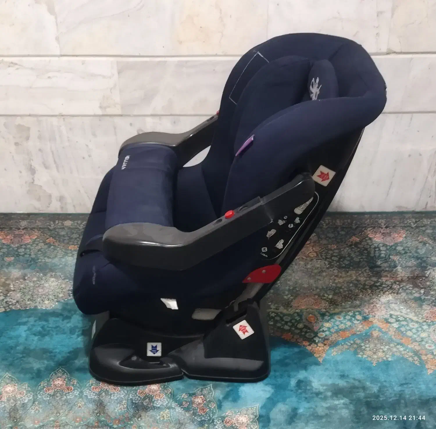 صندلی کودک -دلیجان|تخت و صندلی بچه|قم, بنیاد|دیوار