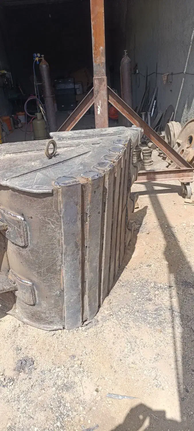 آهنگری وثابت تراشی بیل وانواع ماشین آلات راهسازی|خدمات پیشه و مهارت|سنندج, |دیوار