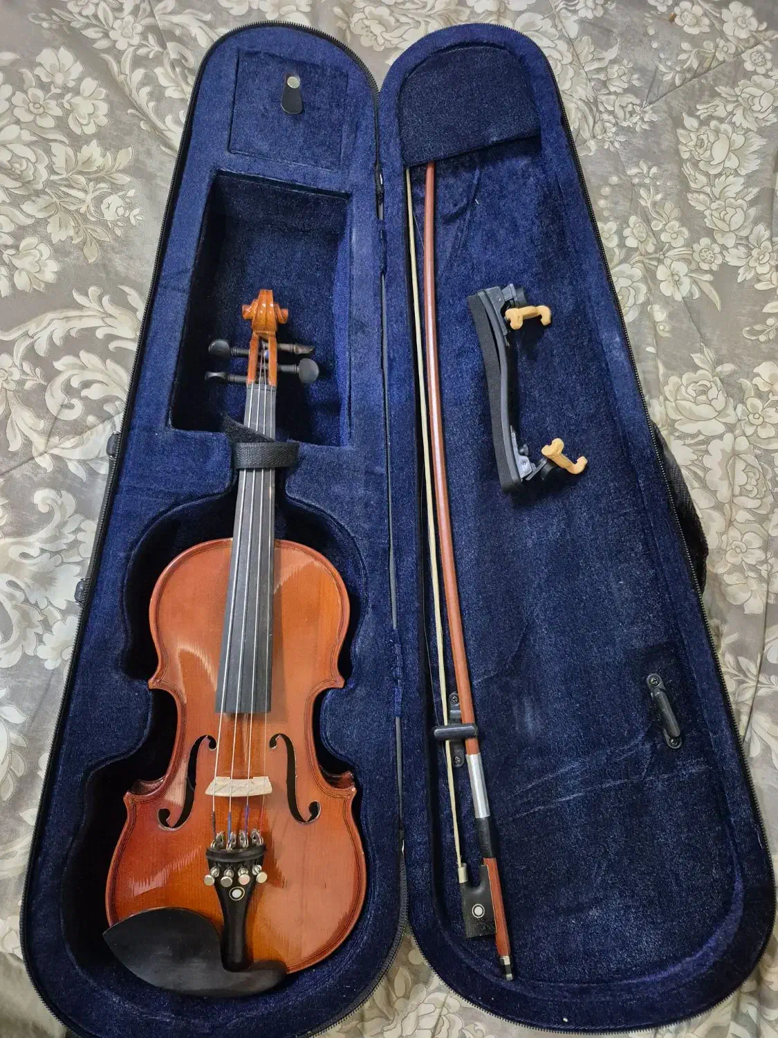 ویولن|ویولن|کرج, مهرویلا جنوبی|دیوار