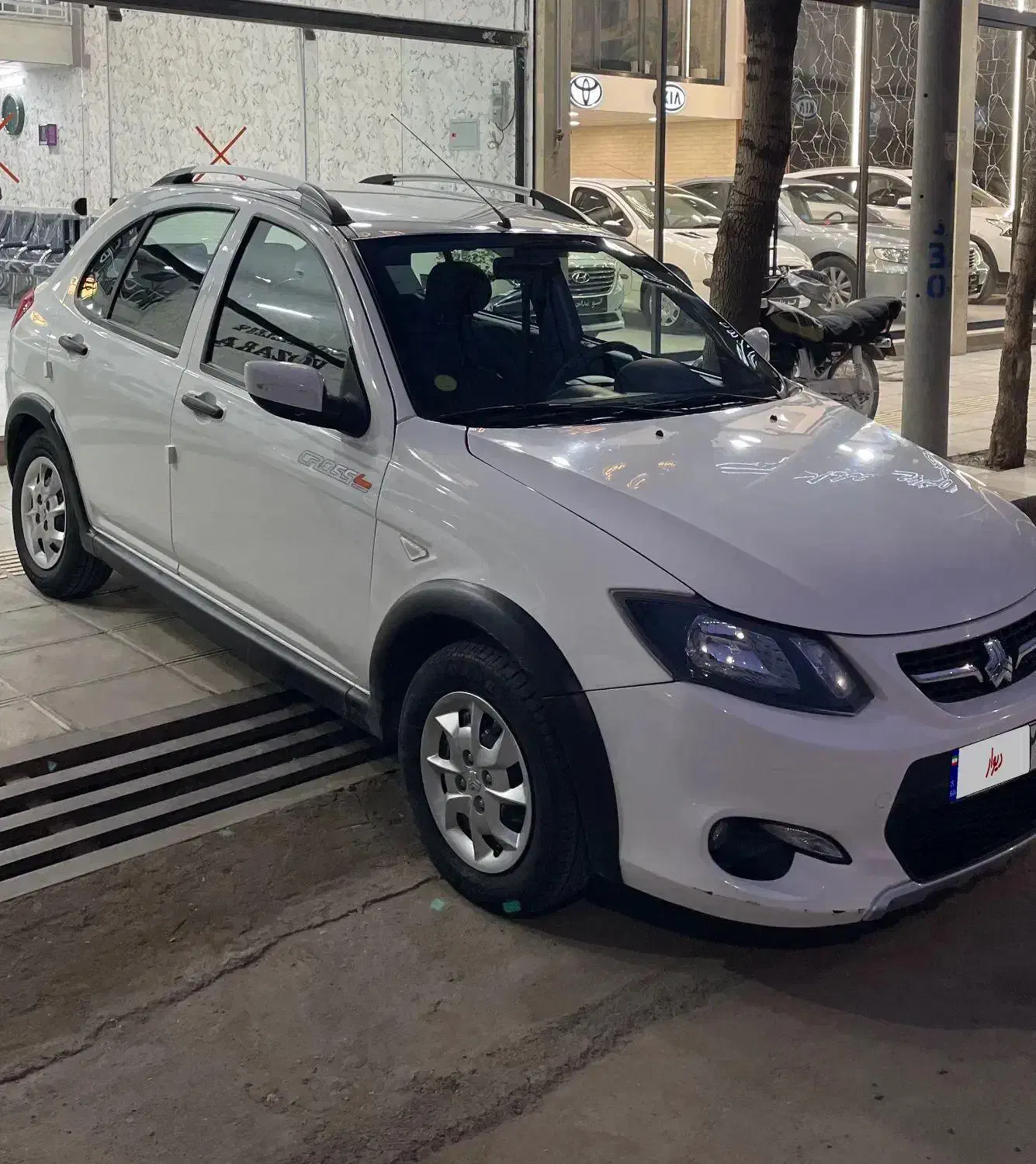 کوییک مدل۴۰۲|خودرو سواری و وانت|تربت‌حیدریه, طالقانی|دیوار