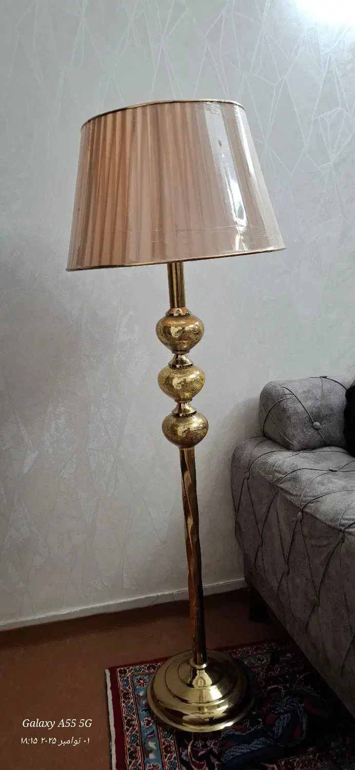 اباژور|چراغ خواب و آباژور|خسروشاه, |دیوار