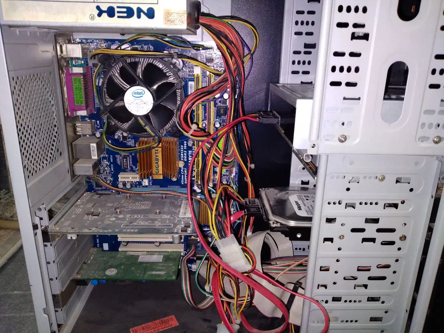 کامپیوتر|رایانه رومیزی|قم, باغ شریفی|دیوار