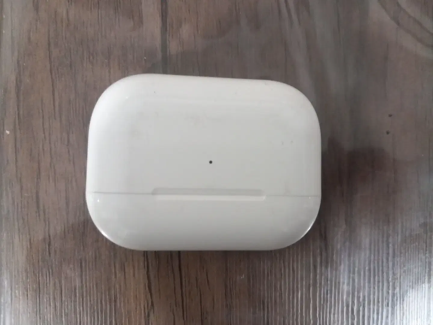 ایر پاد پیدا شده محدوده دانشگاه آزاد|اشیا|حمیدیا, |دیوار