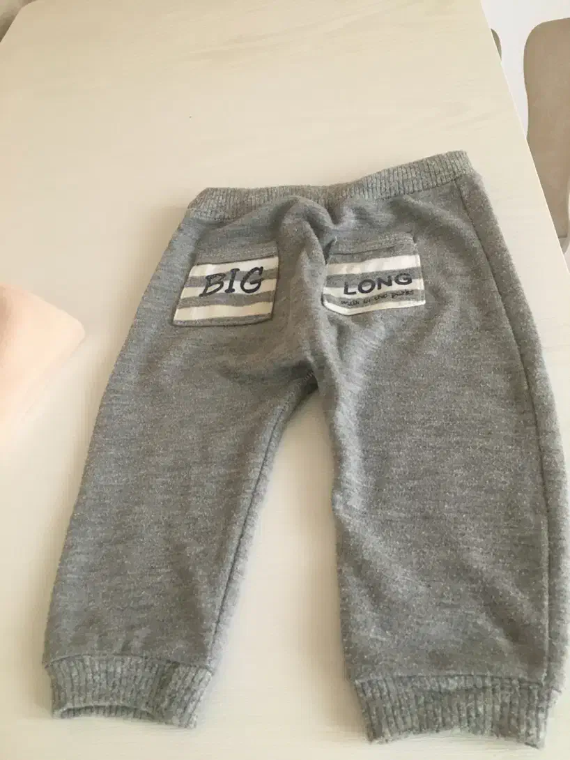 ست لباس نوزادی طرح زرافه|کفش و لباس بچه|آستانه اشرفیه, |دیوار