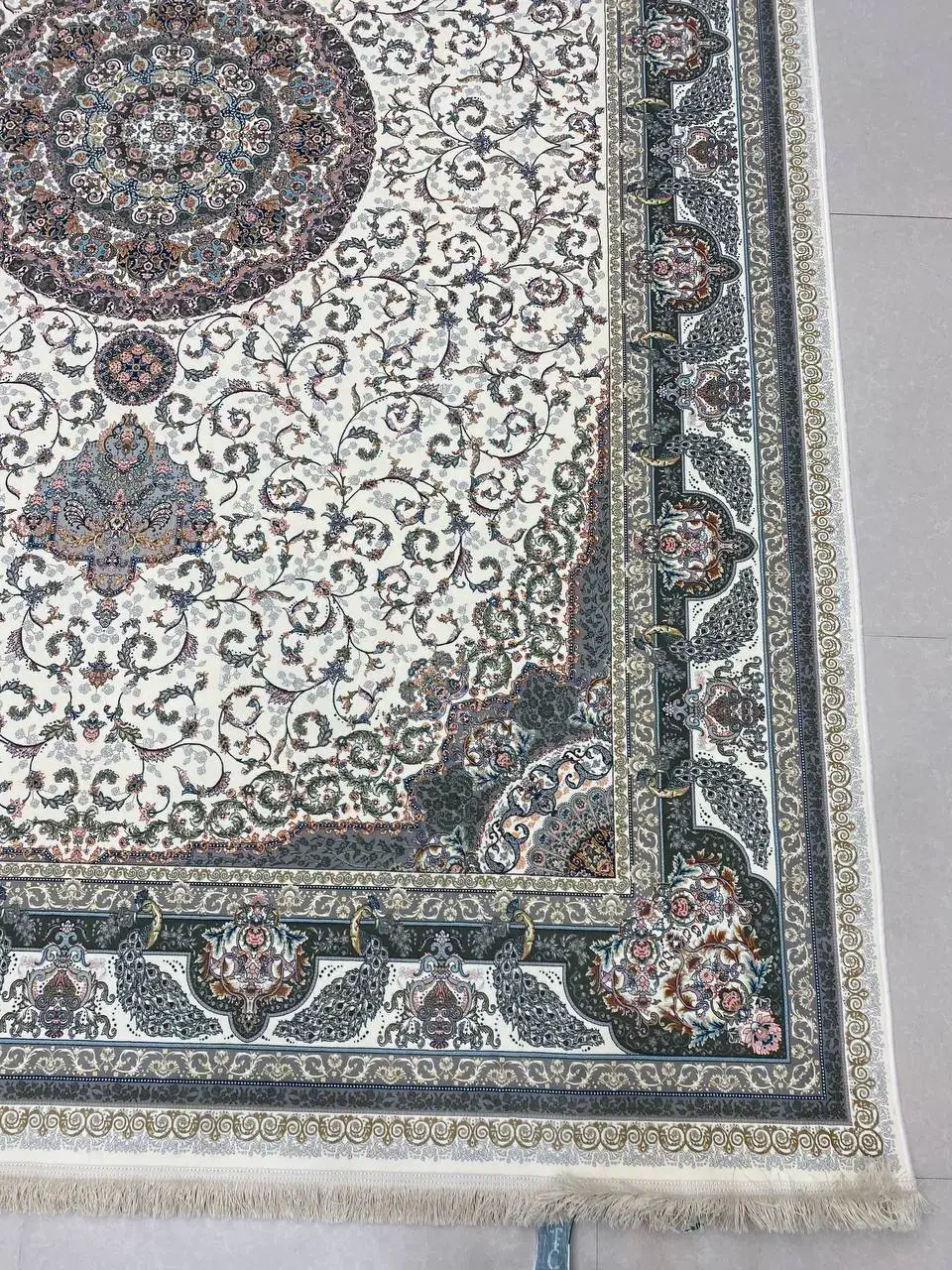 نه متری تک سایز شده پاتریس 60 درصد زیر قیمت|فرش|قم, شاه ابراهیم|دیوار