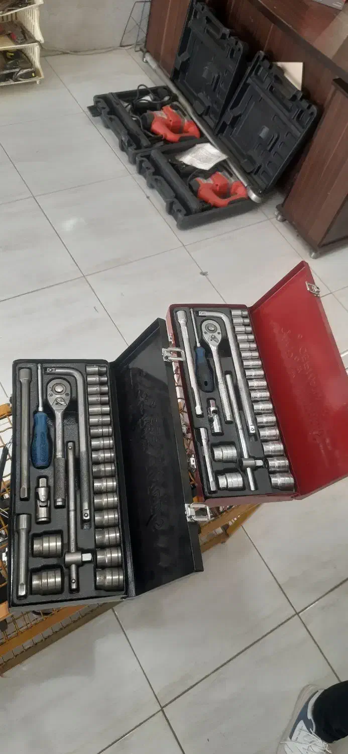 ابزار استوک آلمانی و امریکایی درحد نو|ابزارآلات|اصفهان, باغ زرشک|دیوار