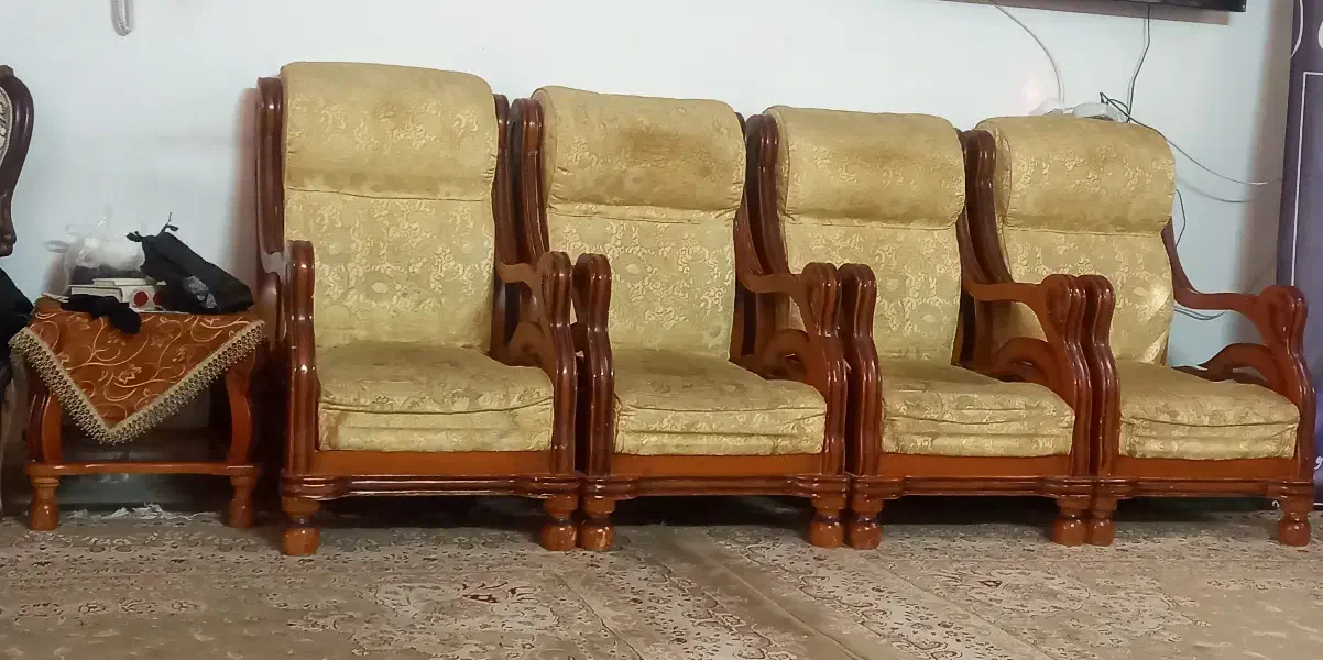 فروش فوری|مبلمان خانگی و میز عسلی|مشهد, یاس|دیوار