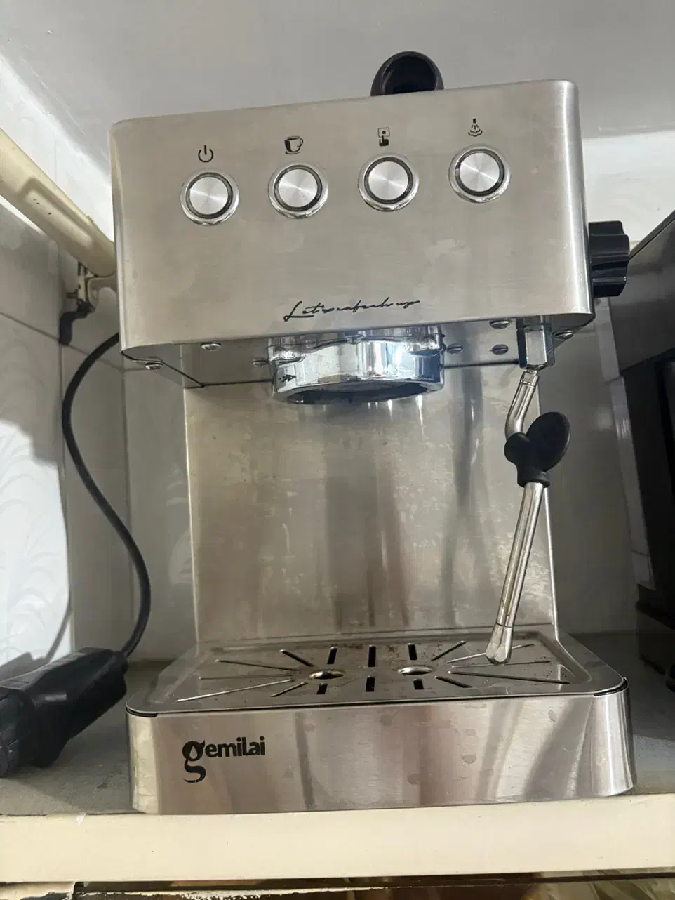 تعدادی دستگاه قهوه ساز حرفه ای سالم و نو|سماور، چایساز، قهوهساز|گرگان, |دیوار