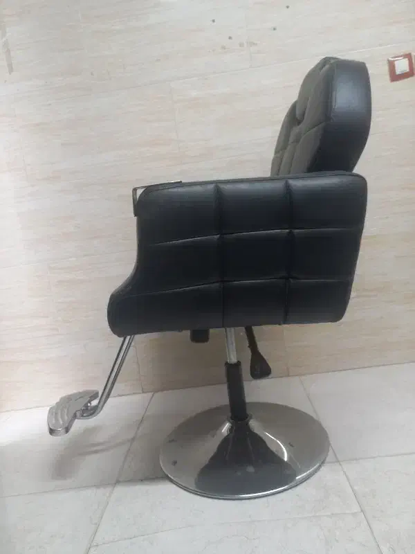 صندلی آرایشگاهی|آرایشگاه و سالنهای زیبایی|خرمآباد, |دیوار