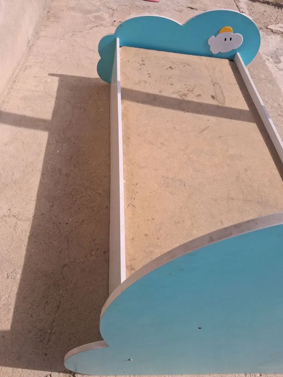 تخت کودک و نوجوان|تخت و صندلی بچه|درودزن, |دیوار