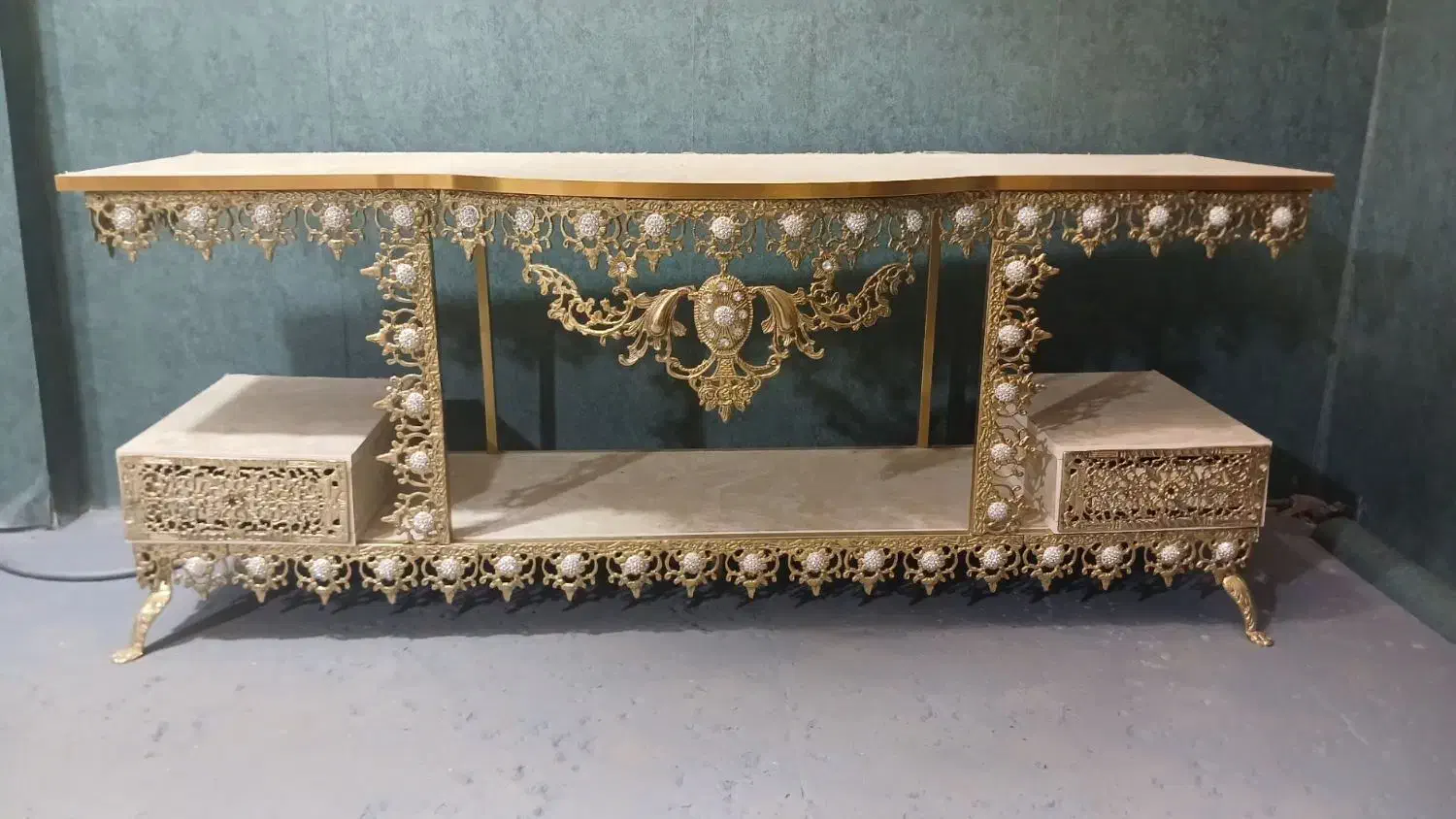 میز برنز میز برنجی تلویزیون ال ای دی برنزی برنج|میز تلویزیون|تهران, جوادیه|دیوار