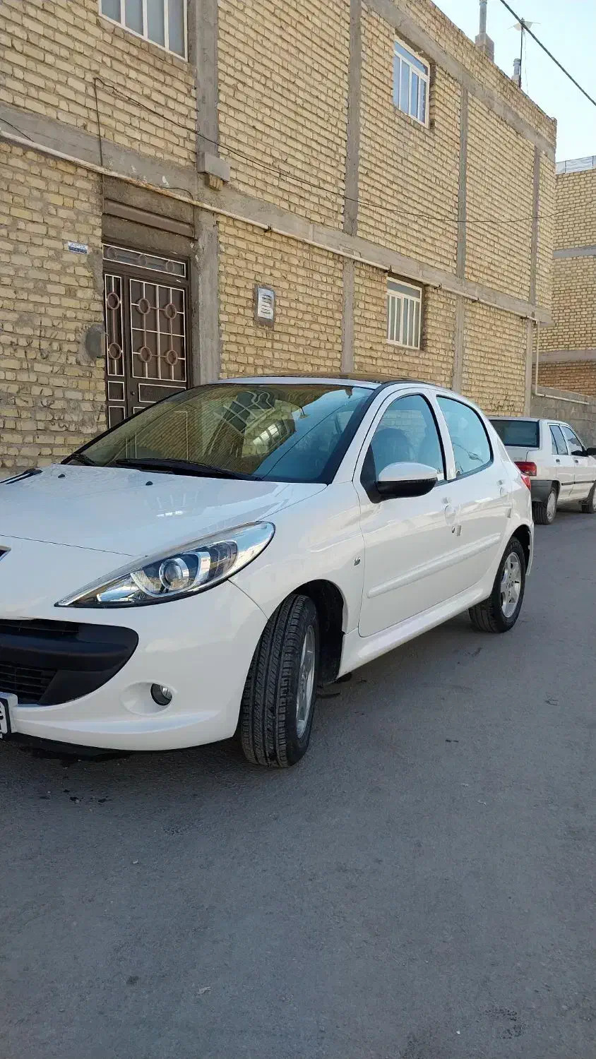 پژو۲۰۷پانا مدل ۴۰۲|خودرو سواری و وانت|فیروزآباد (فارس), |دیوار