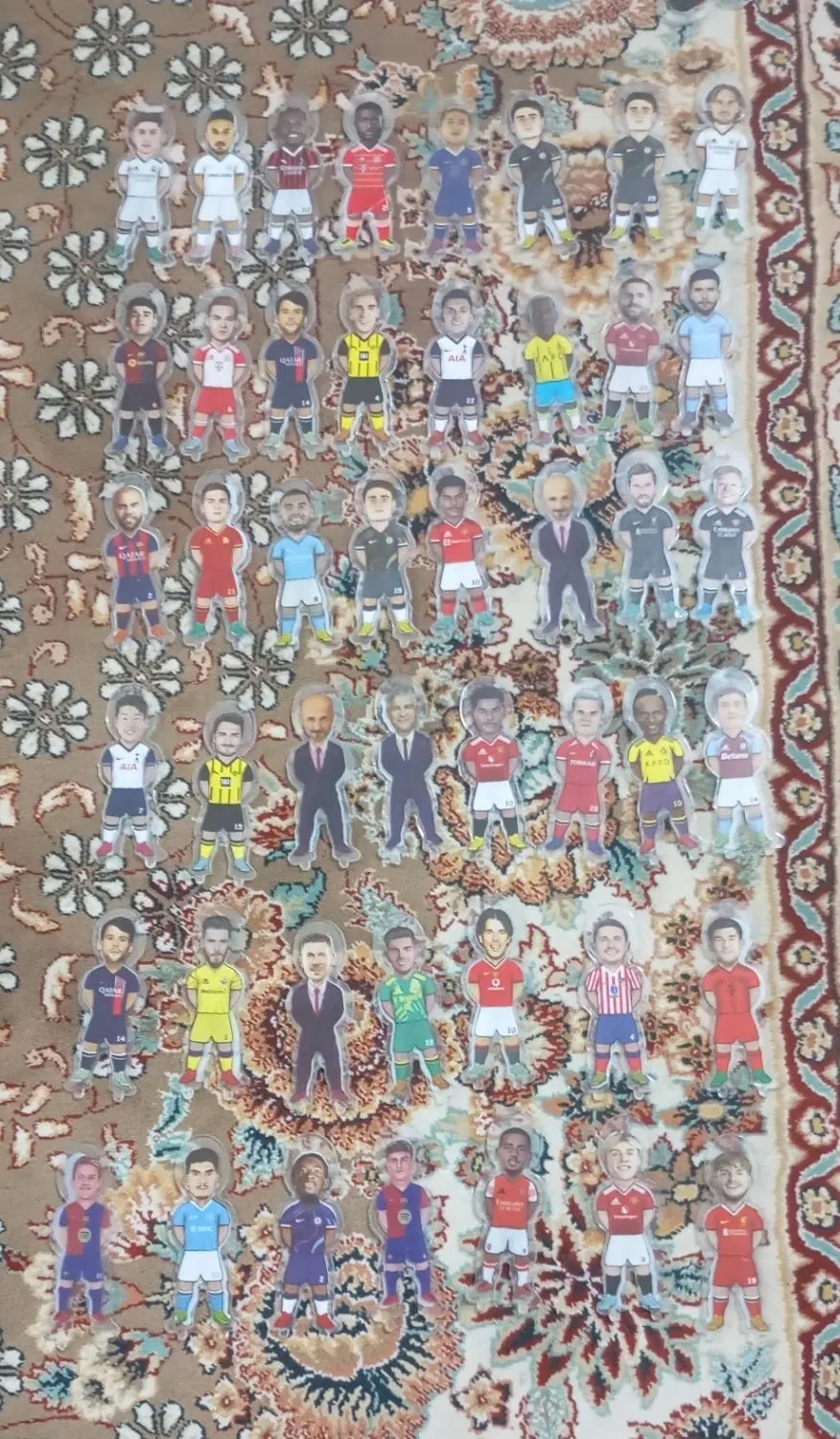 آدمک کیمدی|اسباب‌‌بازی|فسا, |دیوار