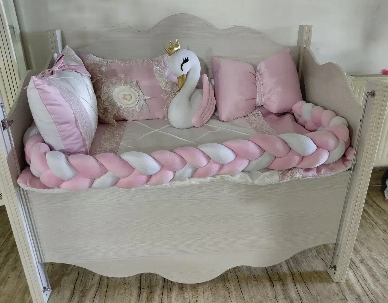 تخت کودک و نوزاد|تخت و سرویس خواب|گرگان, |دیوار