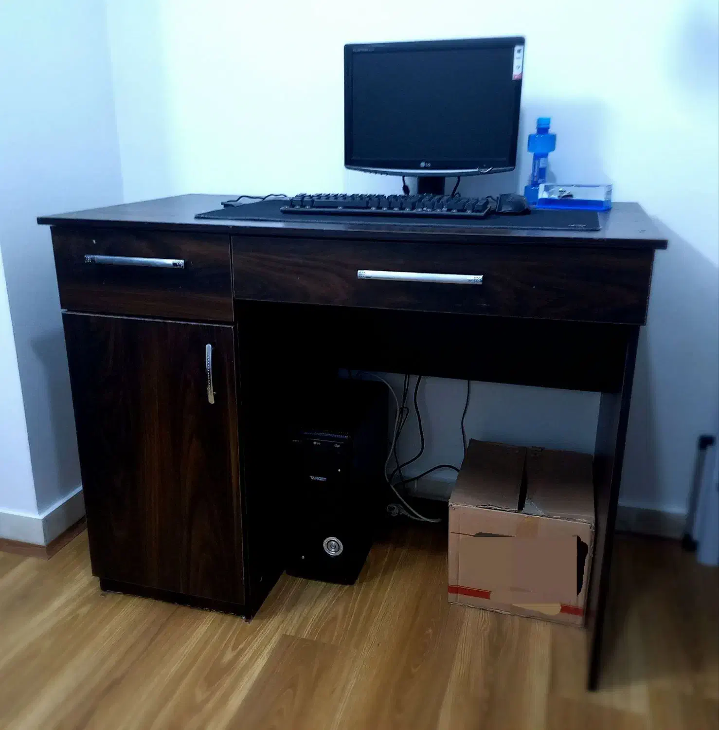 میز ام دی اف|میز تحریر و کامپیوتر|زنجان, |دیوار