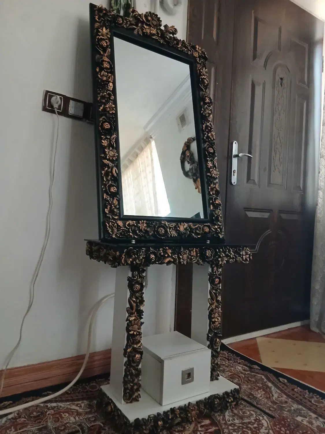 آینه و کنسول|بوفه، ویترین، کنسول|نهاوند, |دیوار