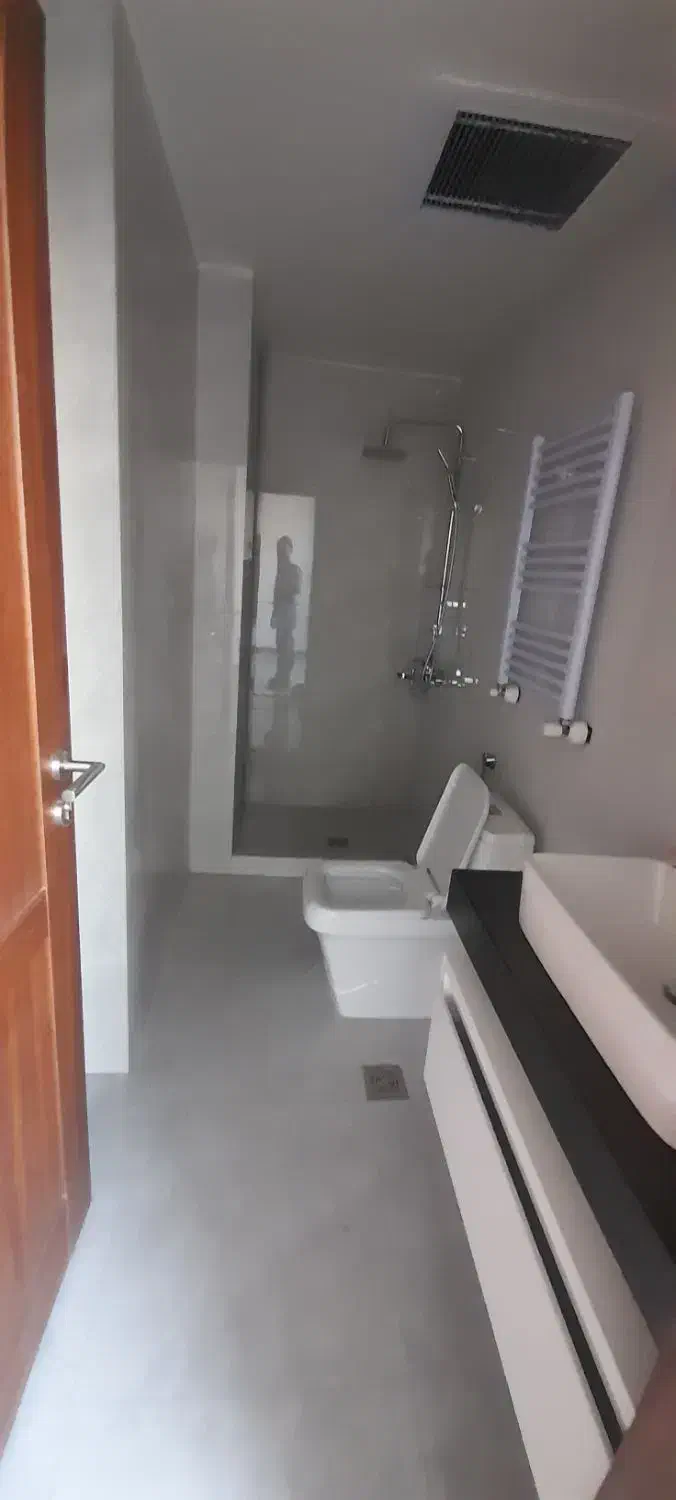 ۲۴۰ متر ۳ خوابه در کامرانیه فول مشاعات