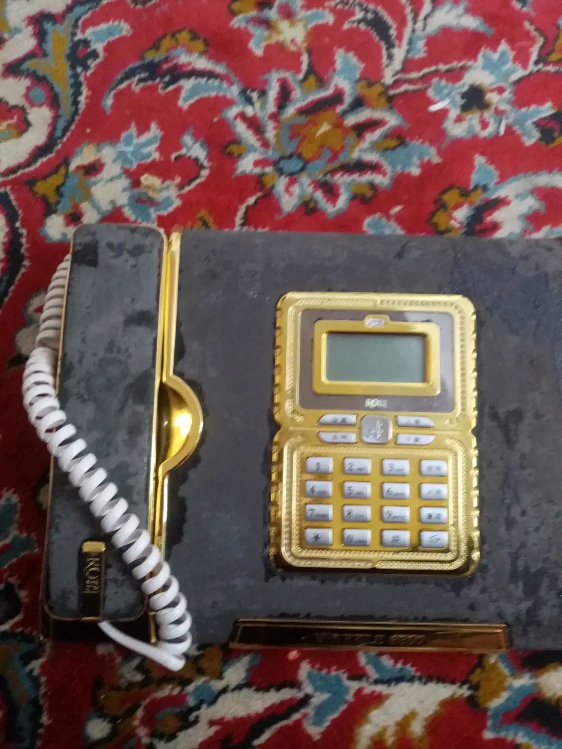 تلفن تزیینی و کمیاب|تلفن رومیزی|چاف و چمخاله, |دیوار