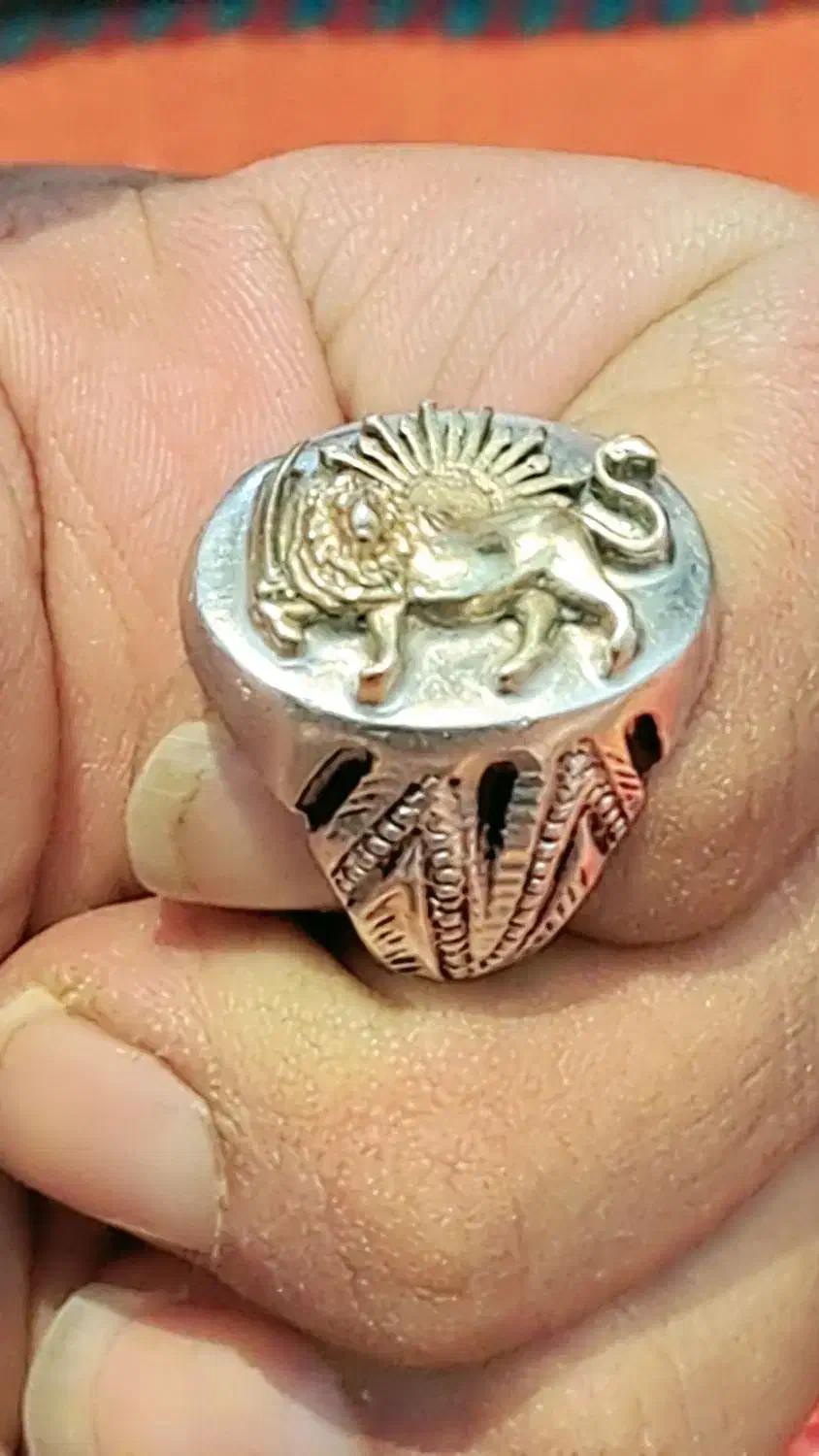 انگشتر شیروخورشید|جواهرات|اصفهان, چرخاب|دیوار