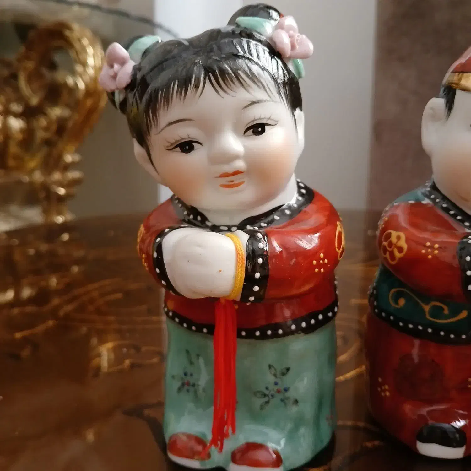 مجسمه شانس دختر وپسرژاپنی|مجسمه، تندیس، ماکت|پرند, فاز ۱|دیوار