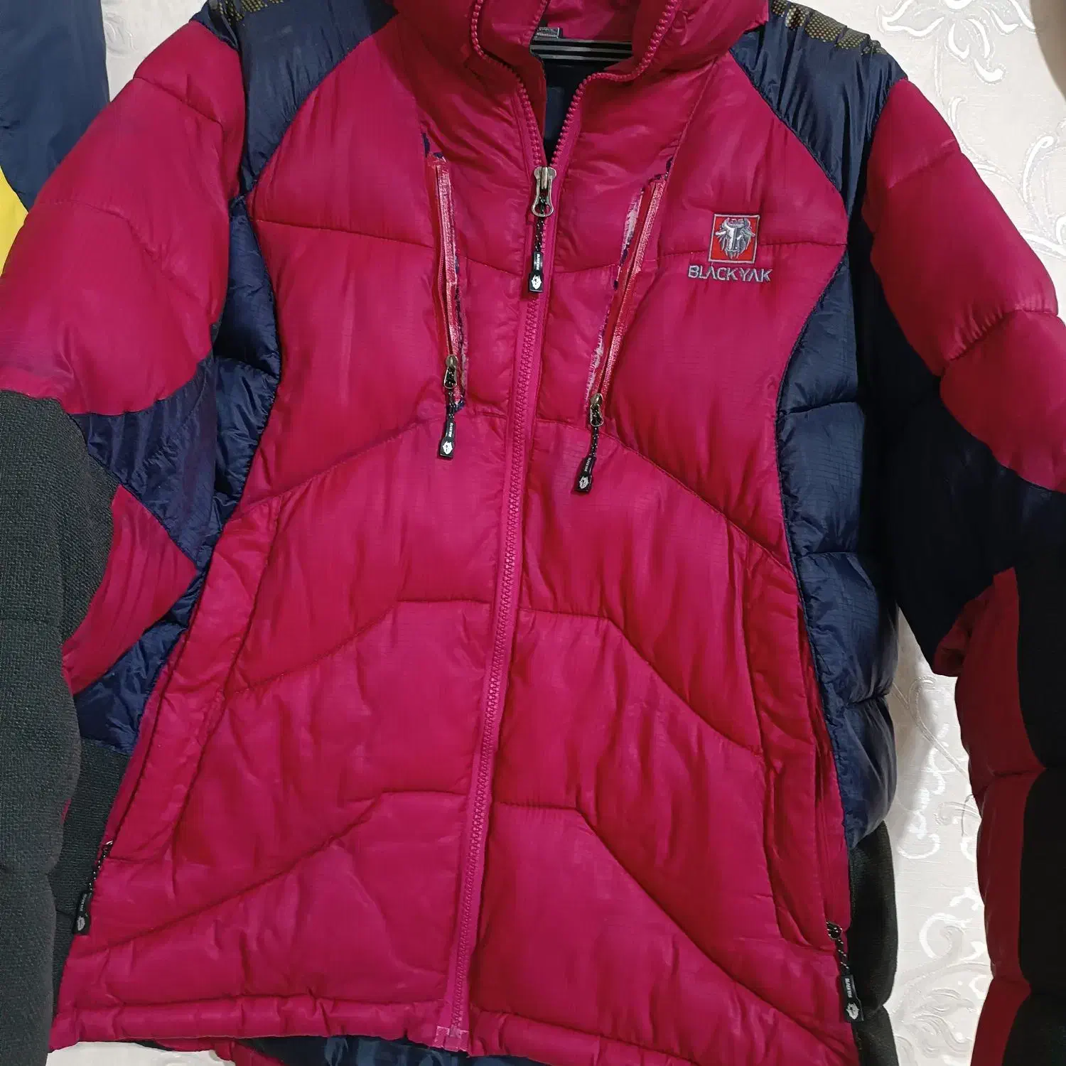 کاپشن خارجی|لباس|نیشابور, هفده شهریور|دیوار