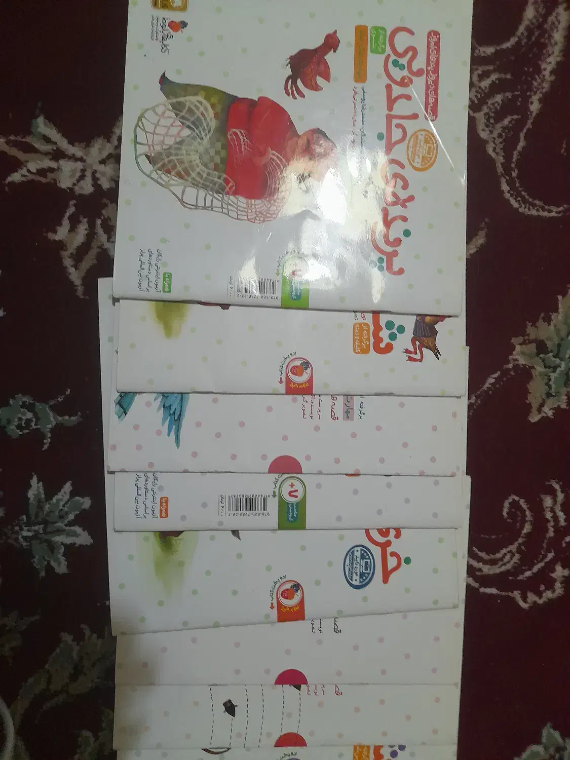 کتاب داستان پک ۸ تایی دارای ۱۴ داستان|کتاب و مجله آموزشی|شیراز, چوگیاه‎|دیوار