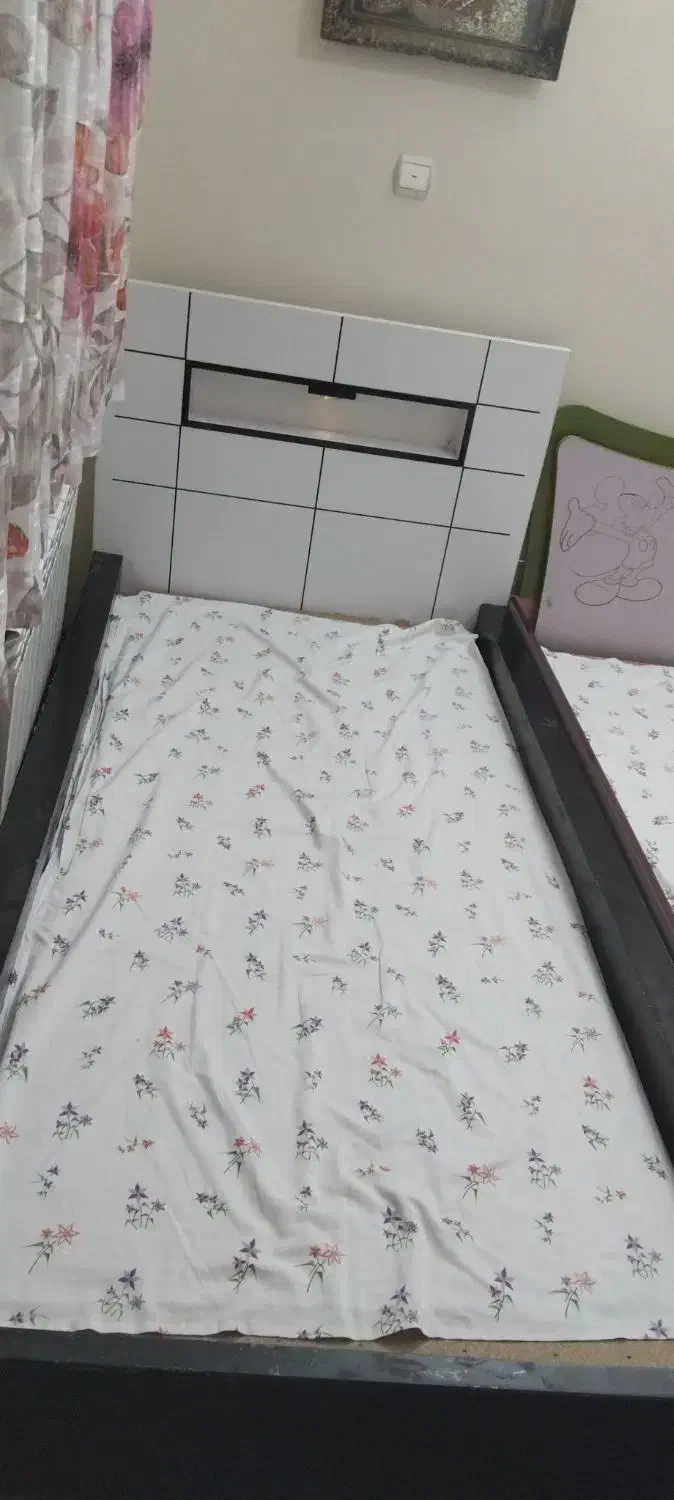 تخت نوجوان سالم و مرتب باکف تخت|تخت و صندلی بچه|طرقبه, |دیوار