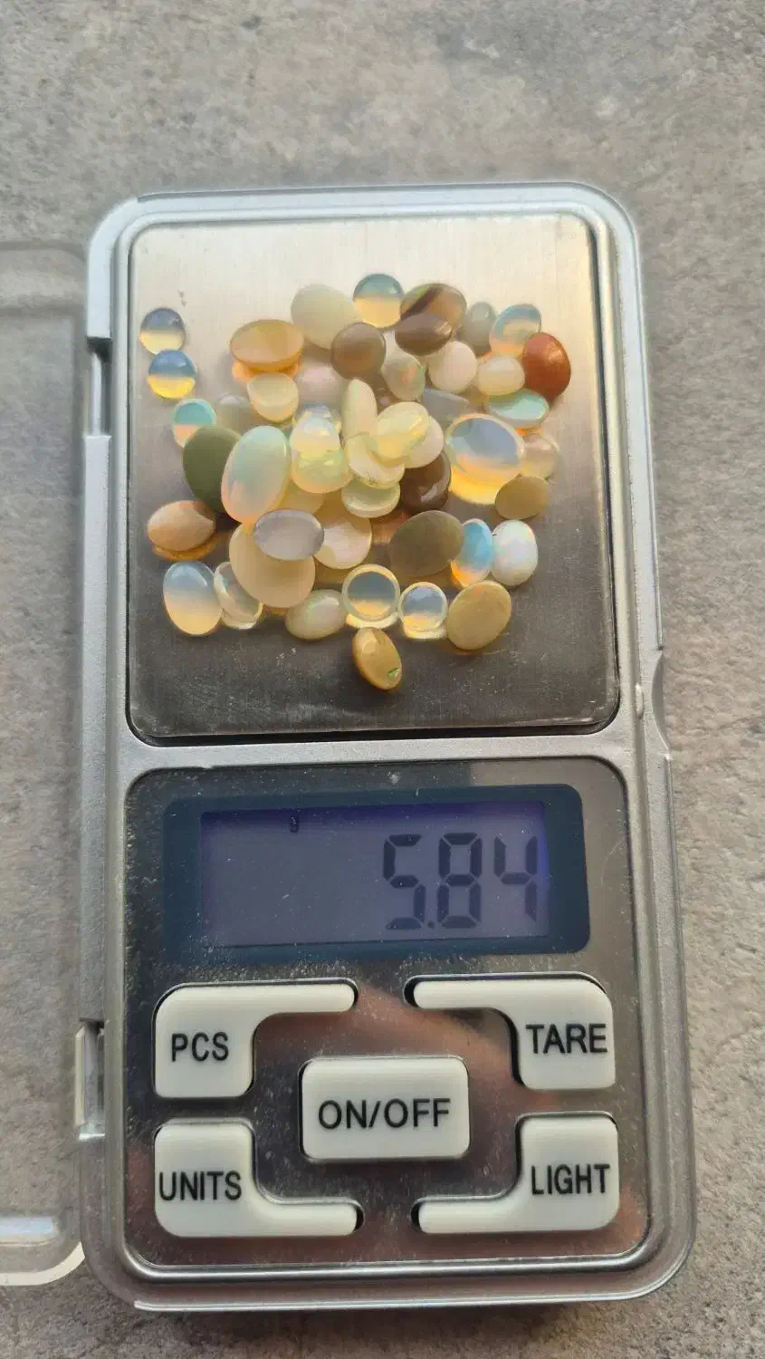 سنگ اوپال زیبای خوش تلالو مناسب انگشتر و جواهرات|جواهرات|تهران, تجریش|دیوار