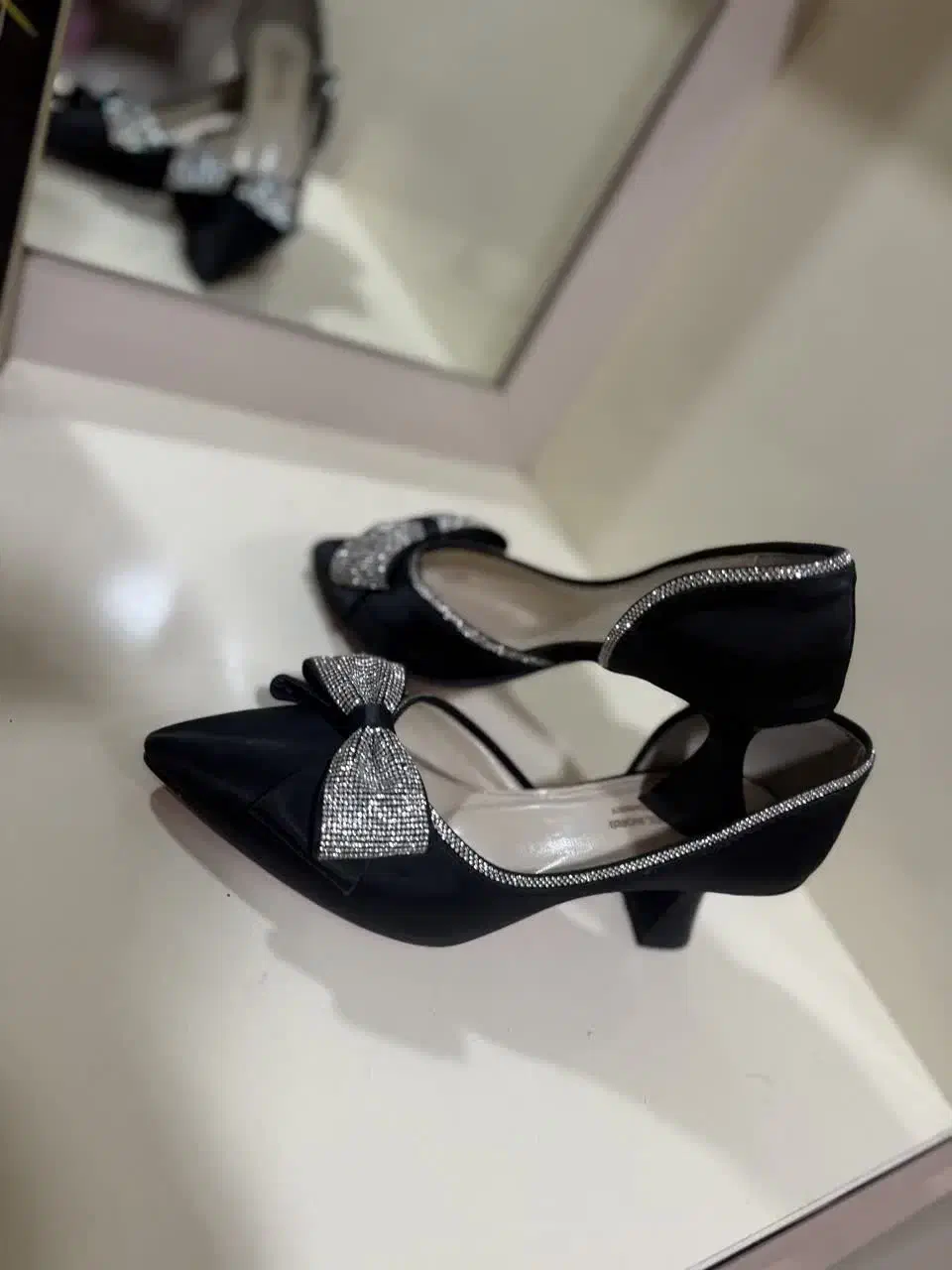 کفش مجلسی|کیف، کفش، کمربند|میاندوآب, |دیوار