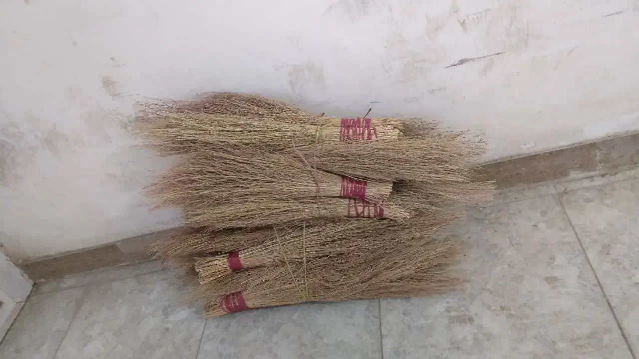 جارو محلی بزرگ فروش یکجا|لوازم نظافت|خرمآباد, |دیوار