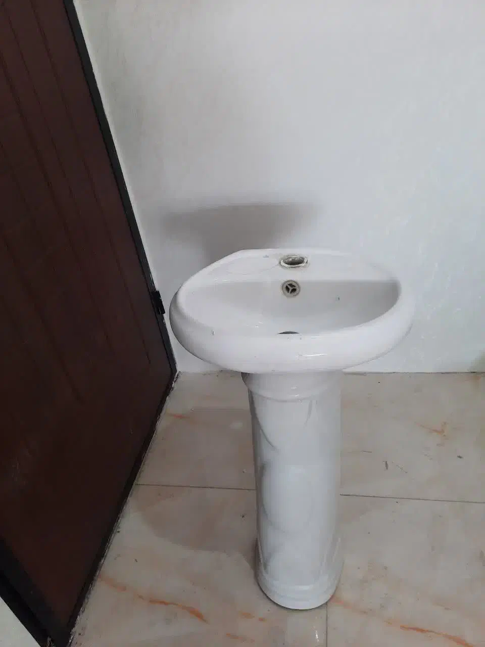 روشویی دستشویی|لوازم سرویس بهداشتی|بهارستان, |دیوار