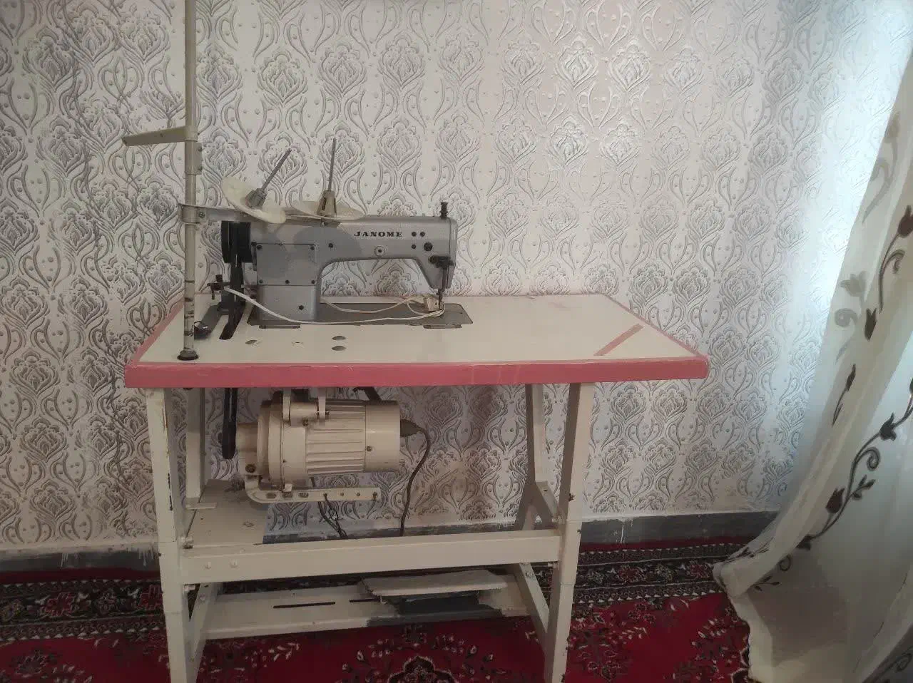 چرخ خیاطی ژانومه درحدنو|چرخ خیاطی و ریسندگی|کوهدشت, |دیوار