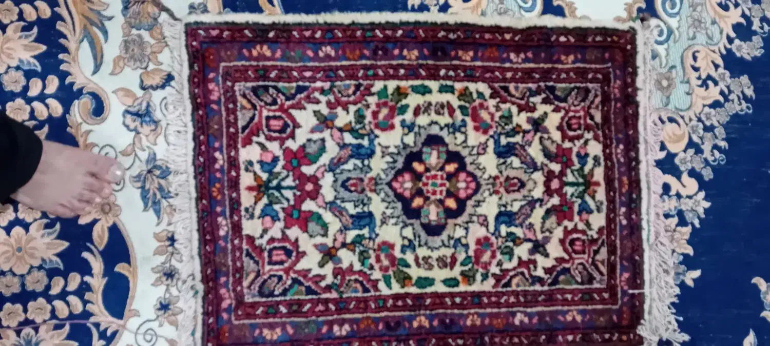 قالیچه فرش دستی خیلی قدیمی|فرش|قرچک, مهدیه|دیوار