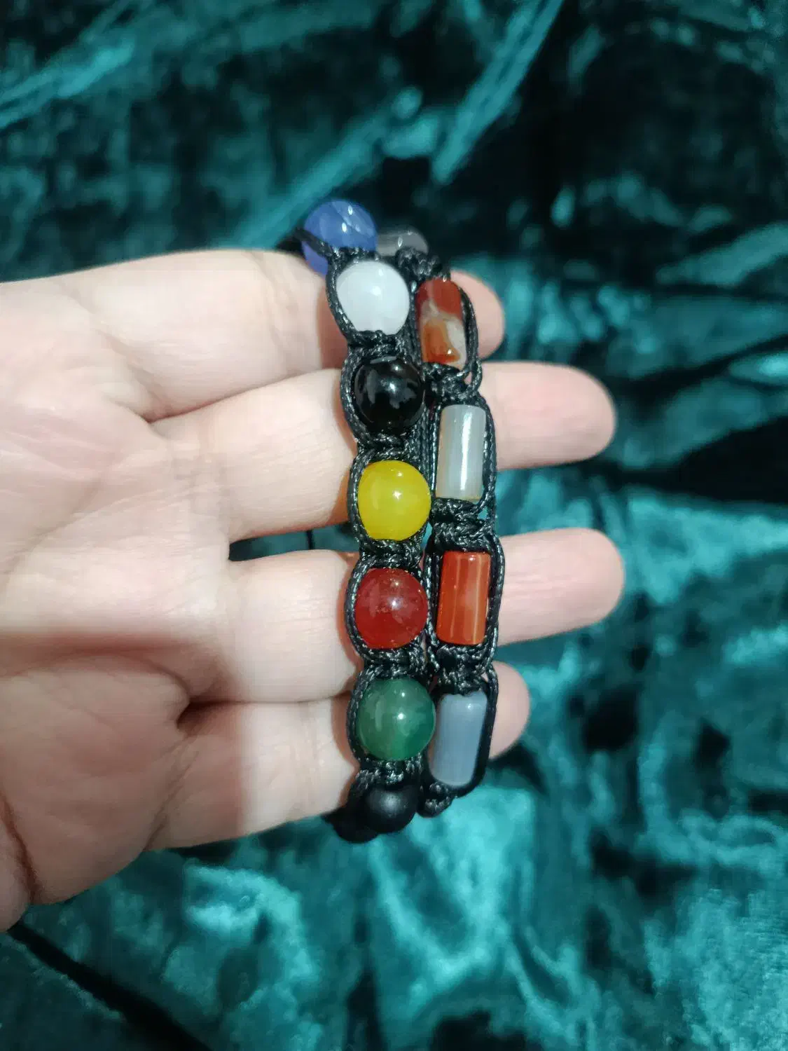 دستبندهای سنگی|جواهرات|ایلام, |دیوار