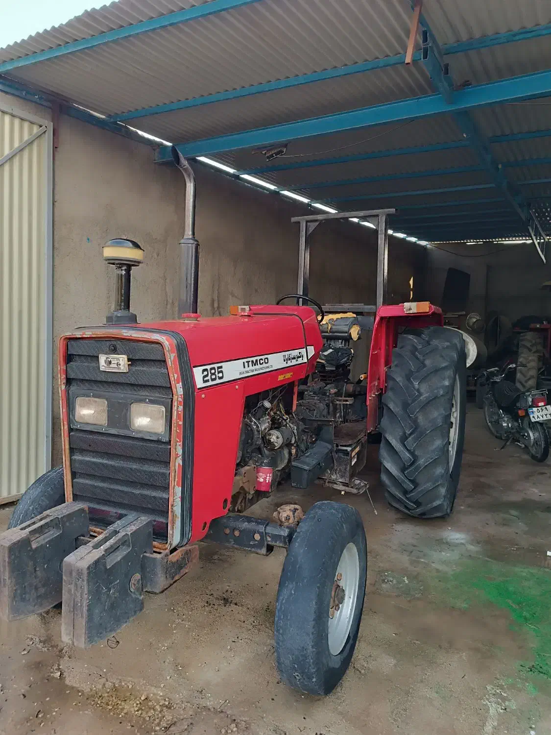 تراکتور تمیز کم کار مدل88|خودرو سنگین|برازجان, |دیوار