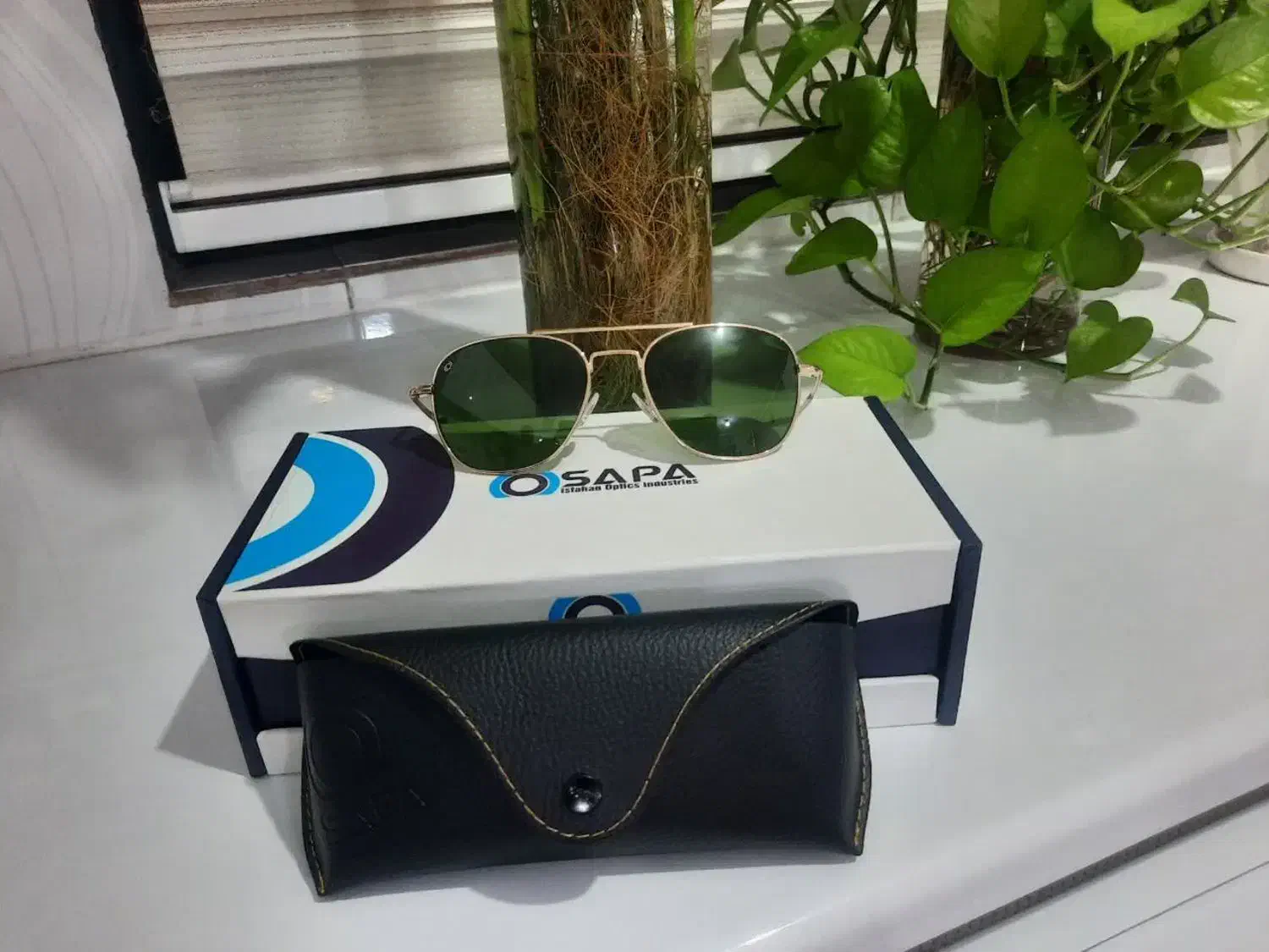 عینک دودی خلبانی اصل و نو فروش فوری|زیورآلات و اکسسوری|ری, حمزهآباد|دیوار