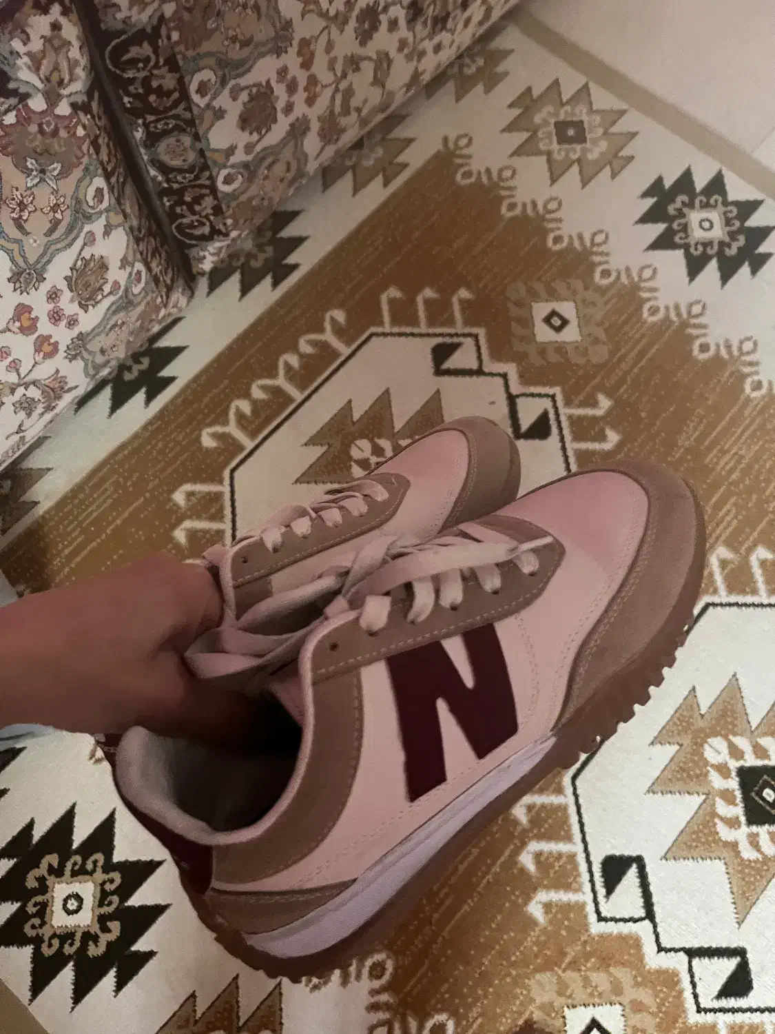 کتونی|کیف، کفش، کمربند|اراک, |دیوار