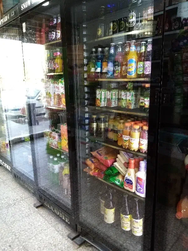 نیازمند فروشنده خانم|استخدام خدمات فروشگاه و رستوران|کرمان, |دیوار