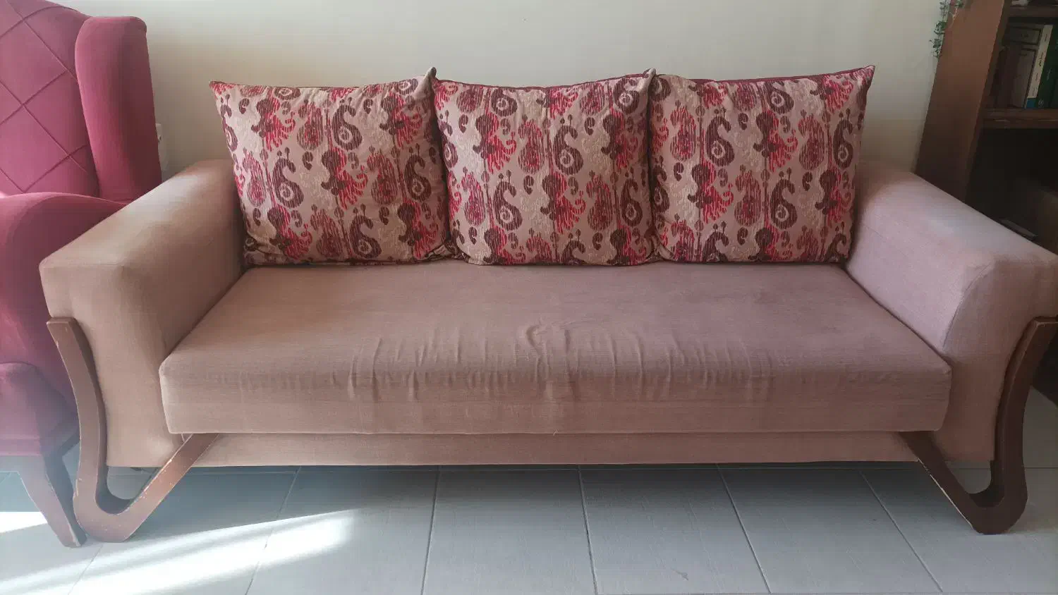 مبل ۷ نفره|مبلمان خانگی و میز عسلی|صدرا-فارس, فاز ۱|دیوار